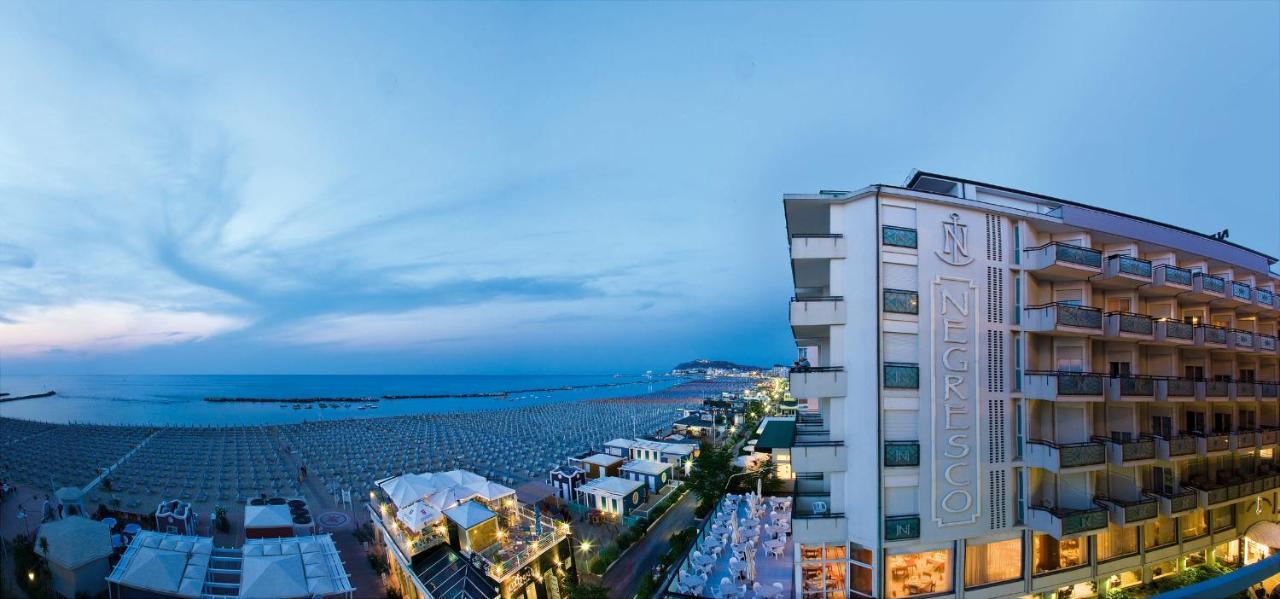 Hotel Negresco Cattolica Esterno foto