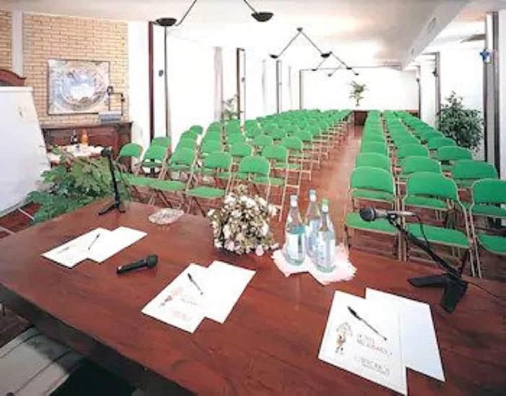 Hotel Negresco Cattolica Esterno foto