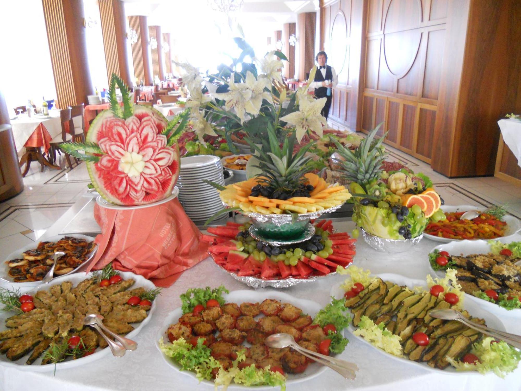 Hotel Negresco Cattolica Esterno foto