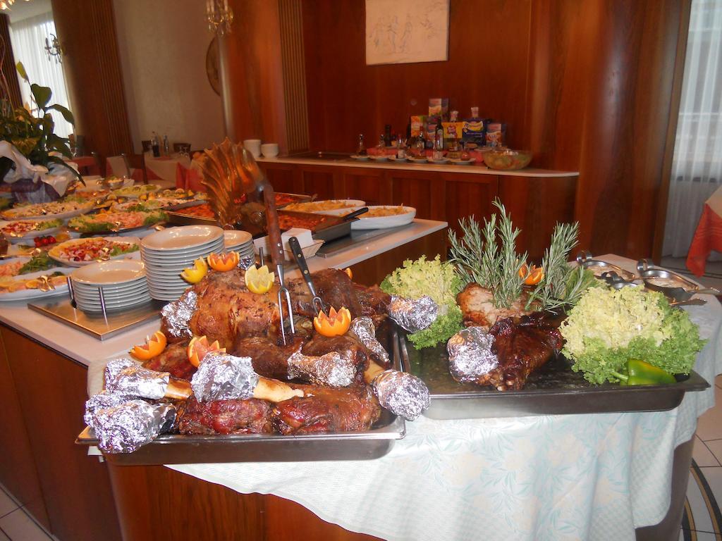 Hotel Negresco Cattolica Esterno foto
